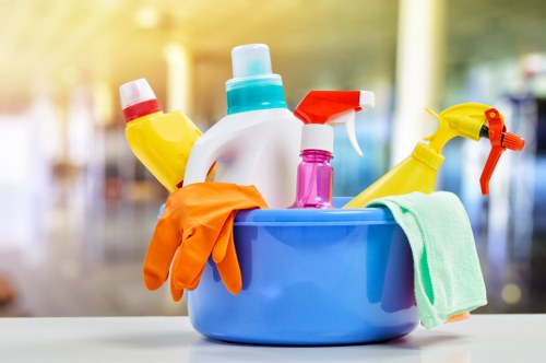 Move out cleaning service for central London property handover in W1J